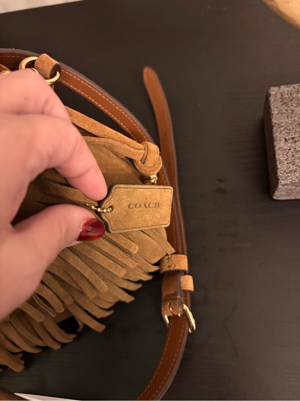 Authentic Faye Fringe Suede Shoulder Top Handle Crossbody Bag Cedar - Picture 7 of 12
